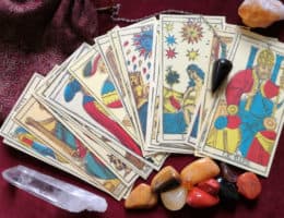 Utilizar el tarot terapéutico para el desarrollo personal